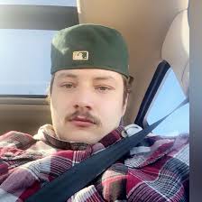 Does anybody know where I can get a back rack like that?