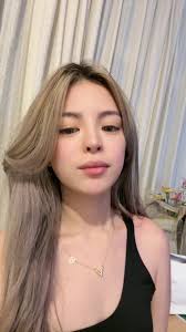 Mendoza Sisters Dance Routine: A Festive Performance