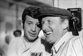 Jean-Paul Belmondo et Alain Delon sur le tournage du film "Borsalino" en  1969 de Rue des Archives