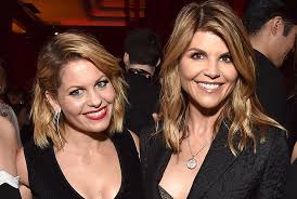 Candace cameron bure stars in the hallmark christmas movie a shoe addict's christmas, playing a woman whose struggles to find love. Candace Cameron Bure And Lori Loughlin With Their Daughters At The Netflix Golden Globes Party