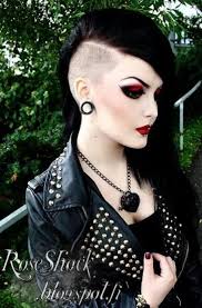 666 Guzellik Gotik Kizlar