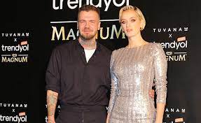 1 nisan 2014 tarihinde i̇talya`nın verona kentinde düzenlenen uluslararası calzedonia summer show`da didem soydan da podyuma çıktı. Didem Soydan Ve Umut Eker Saldiriya Ugradi
