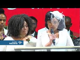 Simphiwe who says accusation that she was living off her late husband dumisani masilela's insurance money surfaced after she posted pictures of her and her family at. Simz Bids Final Farewell To Late Husband Dumi Masilela Youtube