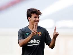 Maybe you would like to learn more about one of these? Why Bayern Munich Should Swoop In For Barcelona S Riqui Puig Update Brazzo If You Re Reading This Bavarian Football Works