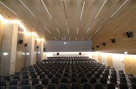 The amerika haus moved twice (to taunusanlage 12 in 1948, and then to the former u.s. Amerikahaus Munchen Mit Neuem Klang Film Tv Video De