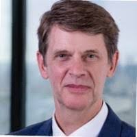 Arthur Waring's Instagram, Twitter & Facebook