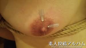 乳首針貫通 (2/3) - Spider | 素人投稿アルバム