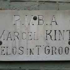 23 different riders (including eddy merckx) have managed to win two monuments in the same year. Marcel Kint Fietsen Proosdijstraat 21