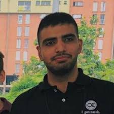 Simón Ríos Deossa, estudiante, Ingeniero Mecánico, EAFIT: Fundación  Educación