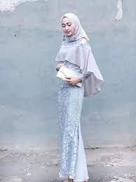 Disebutkan bahwa aurat perempuan meliputi seluruh tubuh, kecuali bagian muka dan telapak tangan. Baju Gamis Pesta Mewah Dan Elegan Sabrina Sifon Brokat Soft Blue Dress Brokat Dress Pesta Hijab Prom Dress