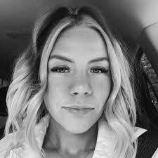 Brooke Schultz's Instagram, Twitter & Facebook