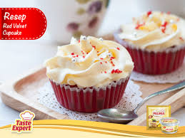 Tidak hanya tampilannya, cita rasa yang begitu manis bikin resep red velvet pancake muffin jadi menu camilan kesukaan si kecil. Palmia V Twitter Kali Ini Royal Palmia Akan Bagikan Resep Red Velvet Brownies Cupcake Catat Yuk Resepnya Https T Co T5ywf69cmb Https T Co Sbsrineqbg