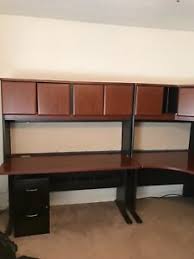 Bush office furniture is one of the pioneers of the rta (ready to assemble) furniture move that originated in the eighties and exploded in the nineties. Bush Business Furniture Series A Office Desk Shell Ebay