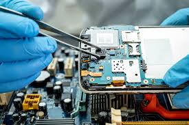 Phone repair Afbeeldingen, stockfoto's en afbeeldingen van Phone repair