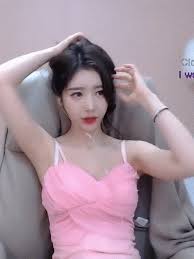 앵커 '금화'만의 특징은 무엇입니까?김일태 화백회화가 아닌 아주 섬세한 캔버스 위에 금이 갖고 있는 광물질을 이용해 작품을 구현합니다. ì€ê¼´ ëª¨ìŒ 387 íŽ˜ì´ì§€ ë²³í í† í† ì‚¬ì´íŠ¸ ê½ë¨¸ë‹ˆ ë¨¹íŠ€ê²€ì¦ì»¤ë®¤ë‹ˆí‹°