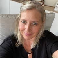 Stephanie Dirr's Instagram, Twitter & Facebook