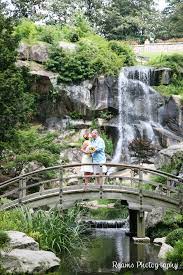 Pin By Jennifer Reams On Wedding Poses Couple Engagement Pictures Wedding Poses Places To Visit