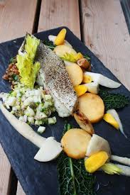Filet De Lieu Jaune Condiment Capre Celeri Citron Chou Rave Carotte Navet Radis Cavolo Nero Creme De Topinambour Salade D Epeautre Au Jambon Fume Et Poir