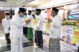 We did not find results for: Hari Santri Pemprov Jateng Berikan Penghargaan Bagi 15 Duta Ponpes Pemerintah Provinsi Jawa Tengah