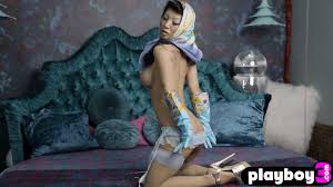 Big Boobs Asa Akira Exposing Sexy Body During Passion Striptease Action -  EPORNER