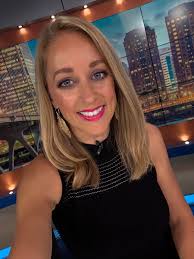 Morning! Got a new haircut 💇🏼‍♀️ 💁🏼‍♀️