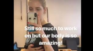 Chiara ferragni e fedez, la coppia più amata e seguita sui social, sono diventati genitori bis. Chiara Ferragni La Pancia A 17 Giorni Dal Parto E Quasi Sparita Con Il Pilates Ma Quando Stai Con Tuo Figlio Il Mattino It
