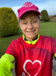 Hi! I recently started using run/walk intervals in my training. I did my  longest run of 18 miles and 12 miles this weekend using the run/walk  method. I ran for 5 min(12:40-13