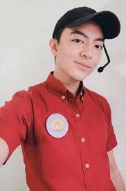 Royce Lee's Instagram, Twitter & Facebook