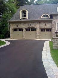 Maintaining your driveway and ensuring that your asphalt is not spilling over into your yard. Top 40 Best Driveway Edging Ideas Inviting Border Designs