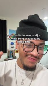 15/10 R&B Song by Zayn Malik for Perfect Dating Night