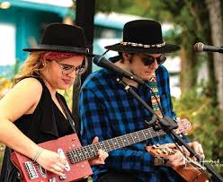 FOUNDER'S SQUARE READY TO ROCK