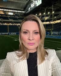 Stacey Dales's Instagram, Twitter & Facebook