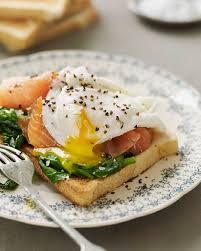 Eggs Benedict With Smoked Salmon Recettes De Cuisine Repas Et Recettes Dejeuner