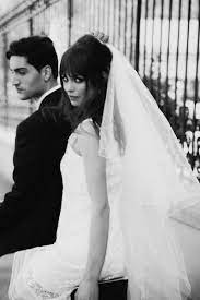 Lady Sixties From Vogue Spain Rdujour Vogue Wedding Wedding Hair Bangs Wedding Beauty