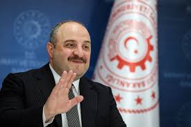 İşte, mustafa varank'ın biyogarafisi… eğitim hayatına yurtdışında sürdüren mustafa varank, yüksek lisansını indiana üniversitesi bilgisayar bilimleri bölümü'nde tamamladıktan sonra bununla. Turkey Hungary Can Cooperate On Ai Projects Digital Economy Minister Says Daily Sabah
