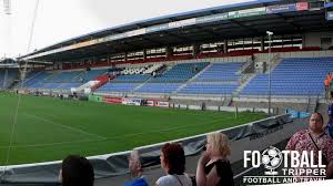 Das stadion verfügt über ein zweiteiliges, in 88 sekunden schließbares dach. Willem Ii Stadium Koning Willem Ii Stadion Football Tripper