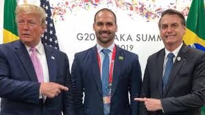 Deputado eduardo bolsonaro, filho do presidente, afirmou que novo ministro do turismo é gilson machado, atual presidente da embratur. Eduardo Bolsonaro Um Aspirante A Embaixador Abencoado Por Trump E Por Seu Pai Internacional El Pais Brasil