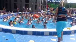 A hot tub, sauna and turkish bath are available at hotel president's spa. Aqua Parc President Baile Felix Youtube