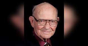 Lillie Carson's Instagram, Twitter & Facebook