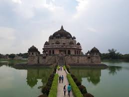 952 or 13 may 1545 ad. Tomb Of Sher Shah Suri Picture Of Shershah Suri S Tomb Sasaram Tripadvisor