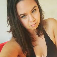 Nicole Pilon på X: «Just cause weelll...I have time 😆 this is me singing  Crazy-Patsy Cline