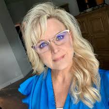 What type of fan and power cords are allowed