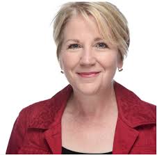 Wendy Dyer Bio St. Louis Fund Development and Capital Campaign Consultant