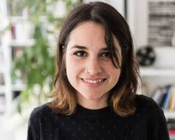 Carmen Main's Instagram, Twitter & Facebook