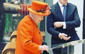 Ma perché queen elisabeth è così amata? Regina Elisabetta Ii Instagram Eta Figli E Marito Qual E Il Vero Cognome