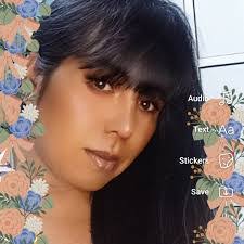 Agnes Tavares's Instagram, Twitter & Facebook