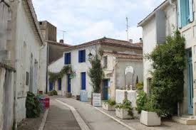 Fédère des particuliers acteurs du tourisme (loueurs en meublés, ambassadeurs bénévoles du patrimoine et de l'environnement local, animations). 15 Top Activites Et Visites A Faire A Saint Palais Sur Mer Et Dans Les Environs