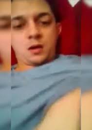 Omg, ini cerita malam pertama kriss hatta dan hilda vitria. 2 Tahun Menikah Andrew Andika Jadi Salah Satu Artis Di Video Viral Pria Masturbasi