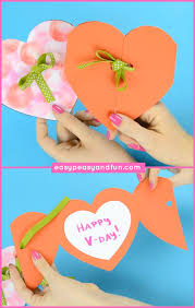 It'r really easy to make and you can even use our handy printable template (available to our members) to make the process even smoother. Heart Card Easy Peasy And Fun