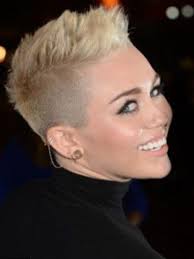 Coupe cheveux rase cote femme. Epingle Sur Cheveux